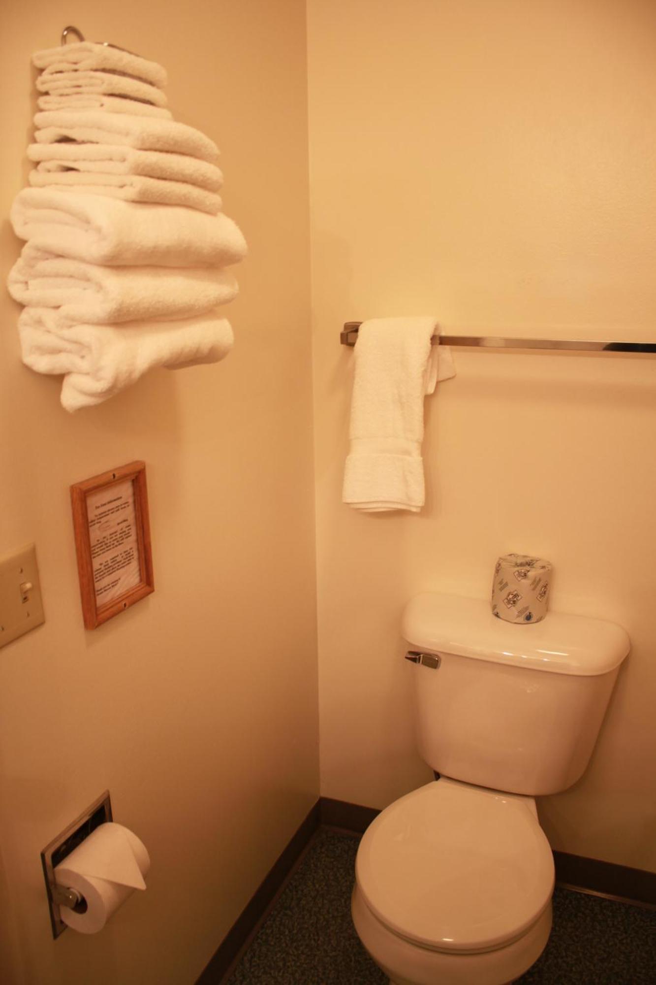 Ocean Shores Hotel Хомер Экстерьер фото